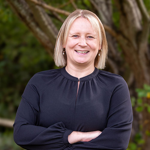 Cat Smith